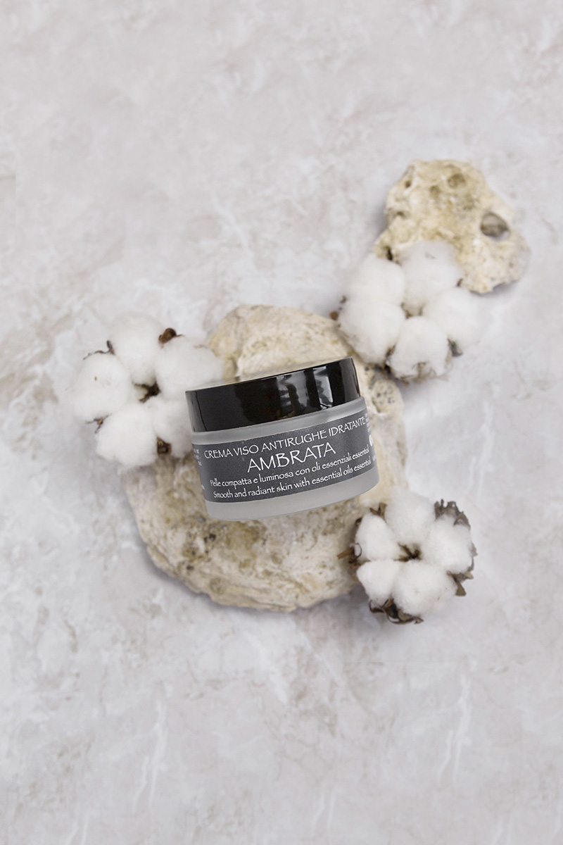 crema-viso-antirughe-ambrata