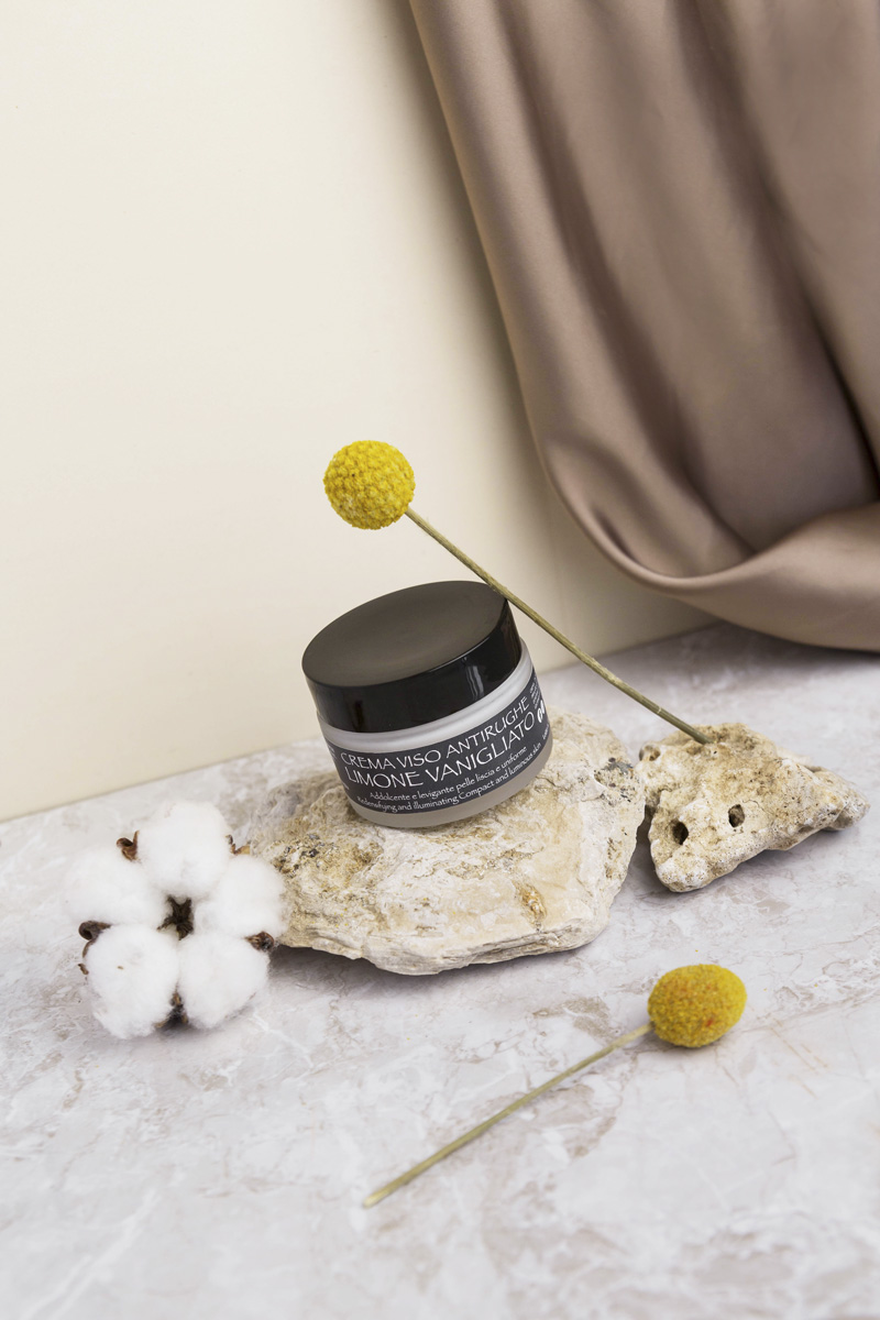 crema-viso-antirughe-limone-vanigliato