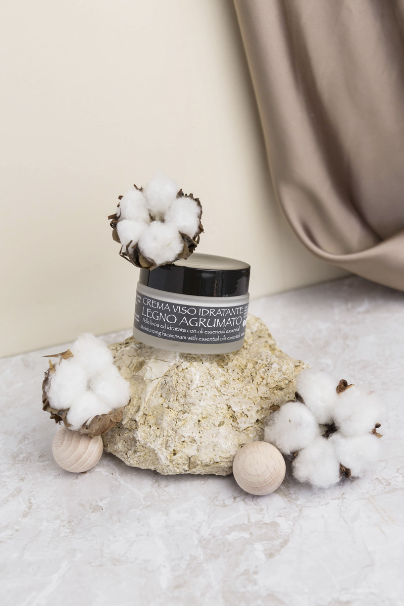 crema-viso-idratante-legno-agrumato